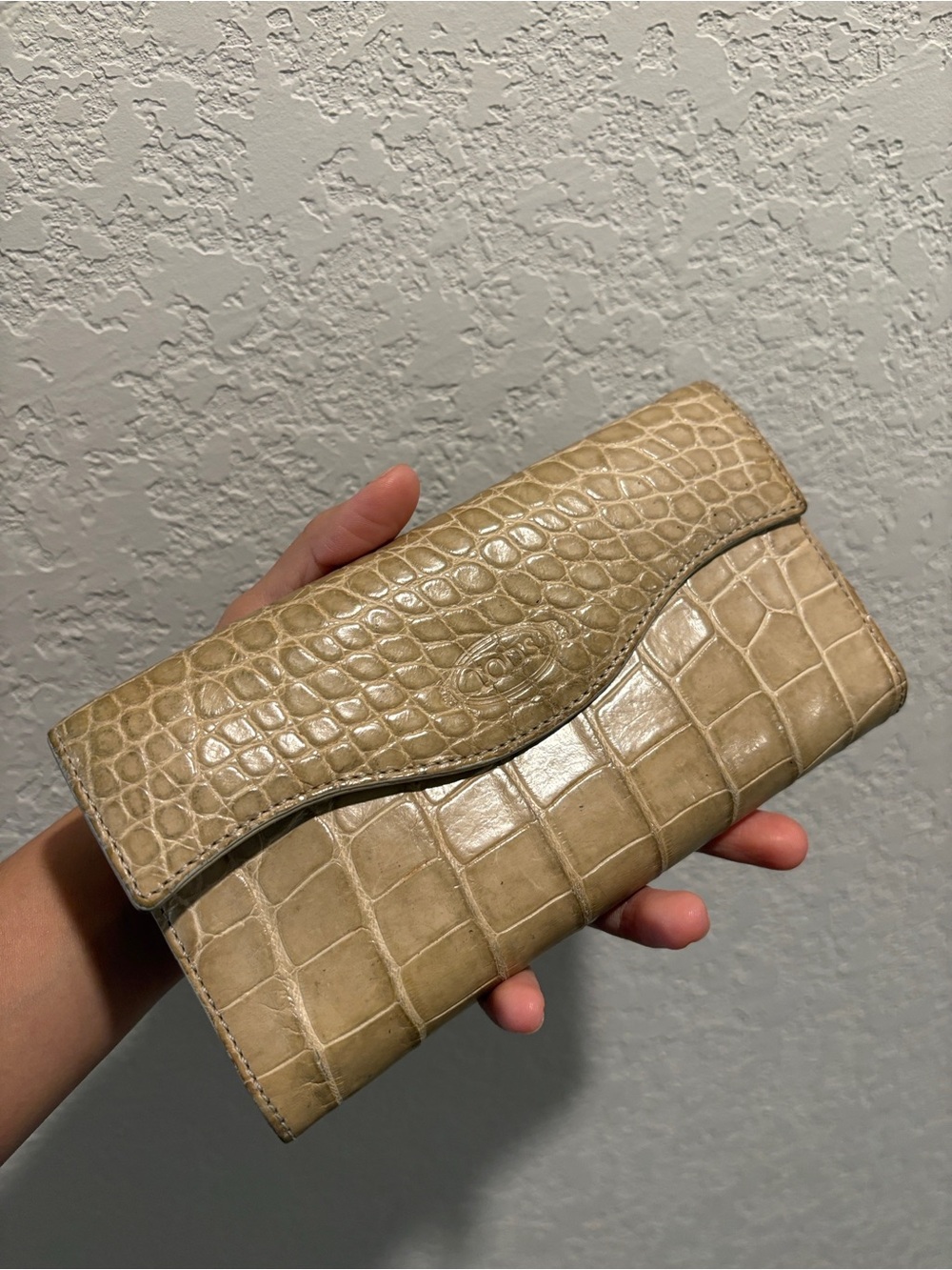 Tod’s Croc-Embossed Beige Women’s Wallet